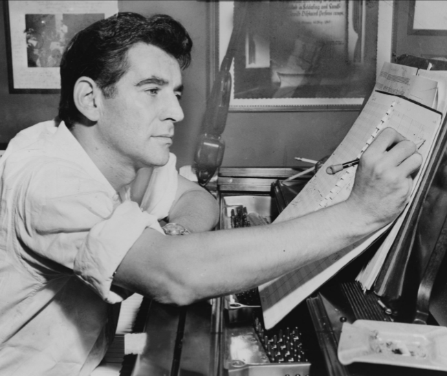 Leonard Bernstein in 1955; Photo: courtesy Library of Congress